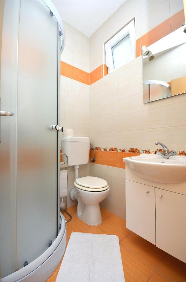 Apartments And Rooms Mare Vodice Exterior photo